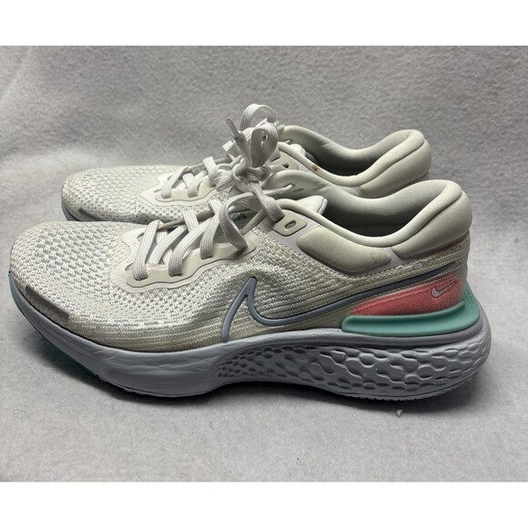 Nike ZoomX Invincible Run Flyknit 'White Dynamic Turquoise' Women's Size 11.5 - Picture 3 of 7